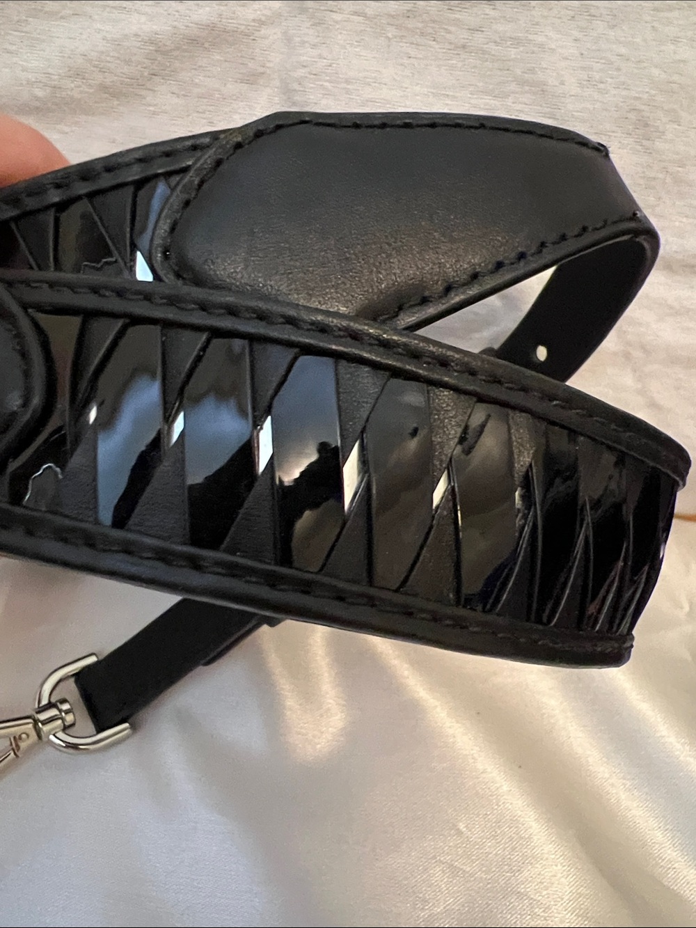 Michael Kors purse strap - Picture 2 of 5